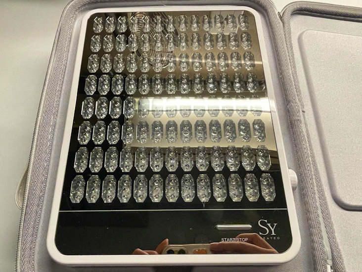 Seayeo led light facial beauty device