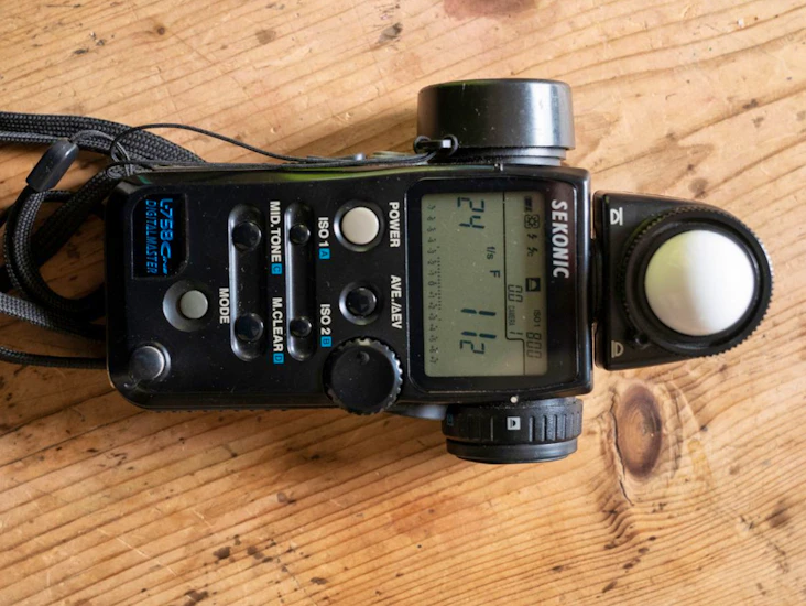 Sekonic l-758c cine light meter