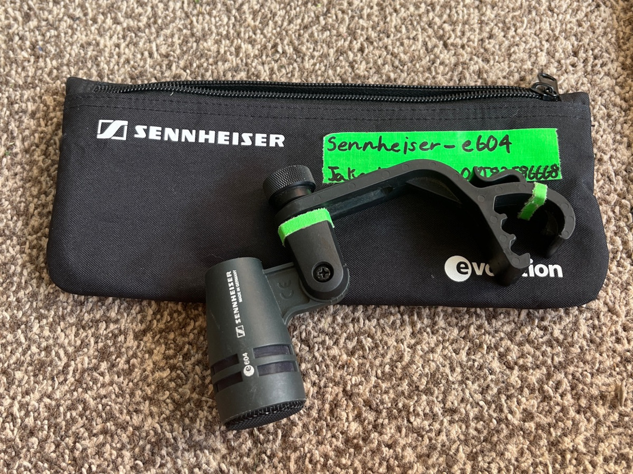 Sennheiser e604 microphone (2)