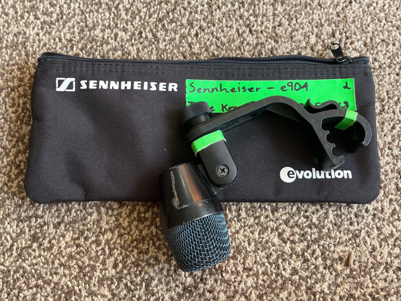 Sennheiser e904 microphone (1)