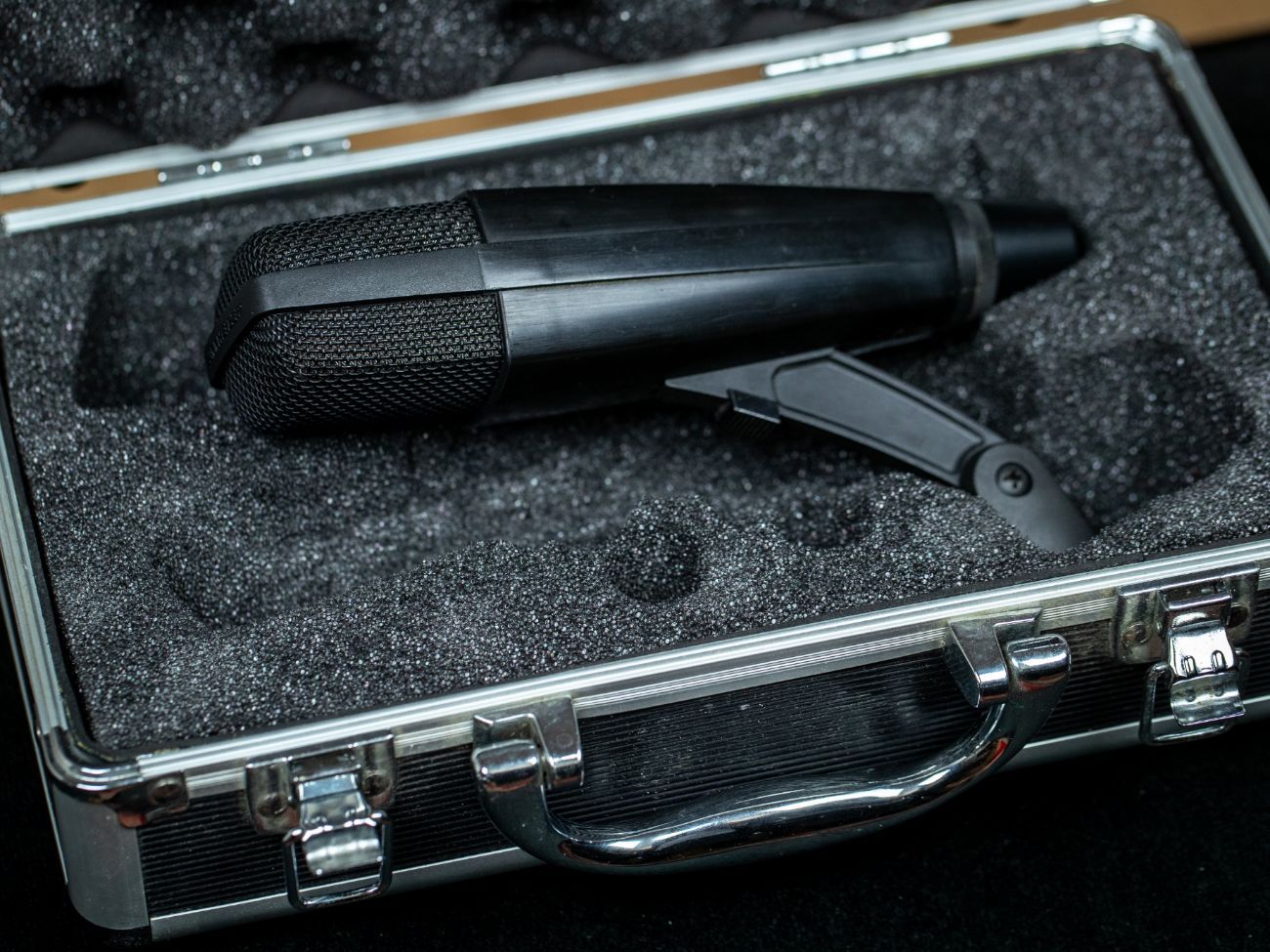 Sennheiser md 421-ii dynamic cardioid microphone