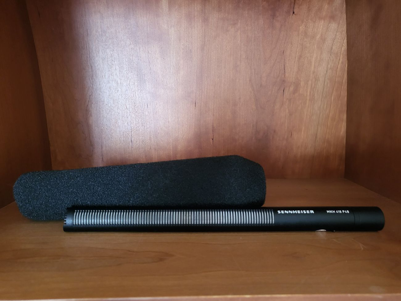 Sennheiser mkh 416-p48 shotgun mic
