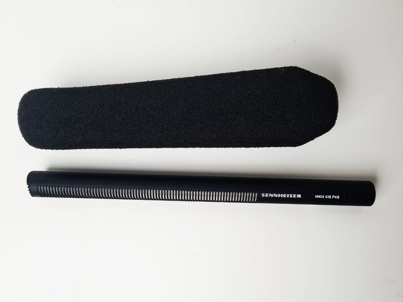 Sennheiser mkh-416 shotgun microphone