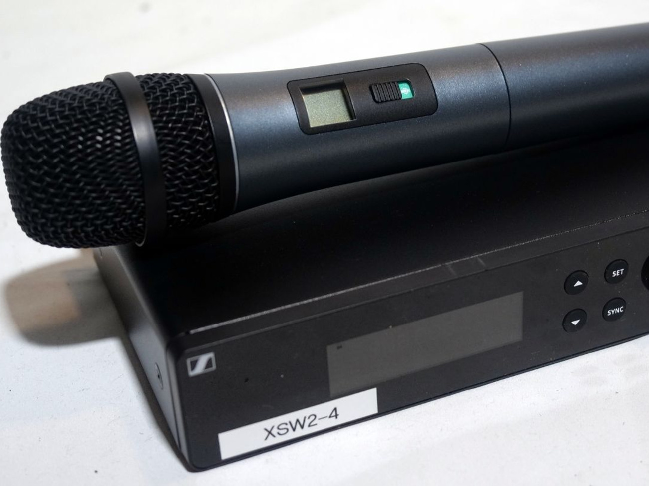 Sennheiser xsw2 wireless microphone systems