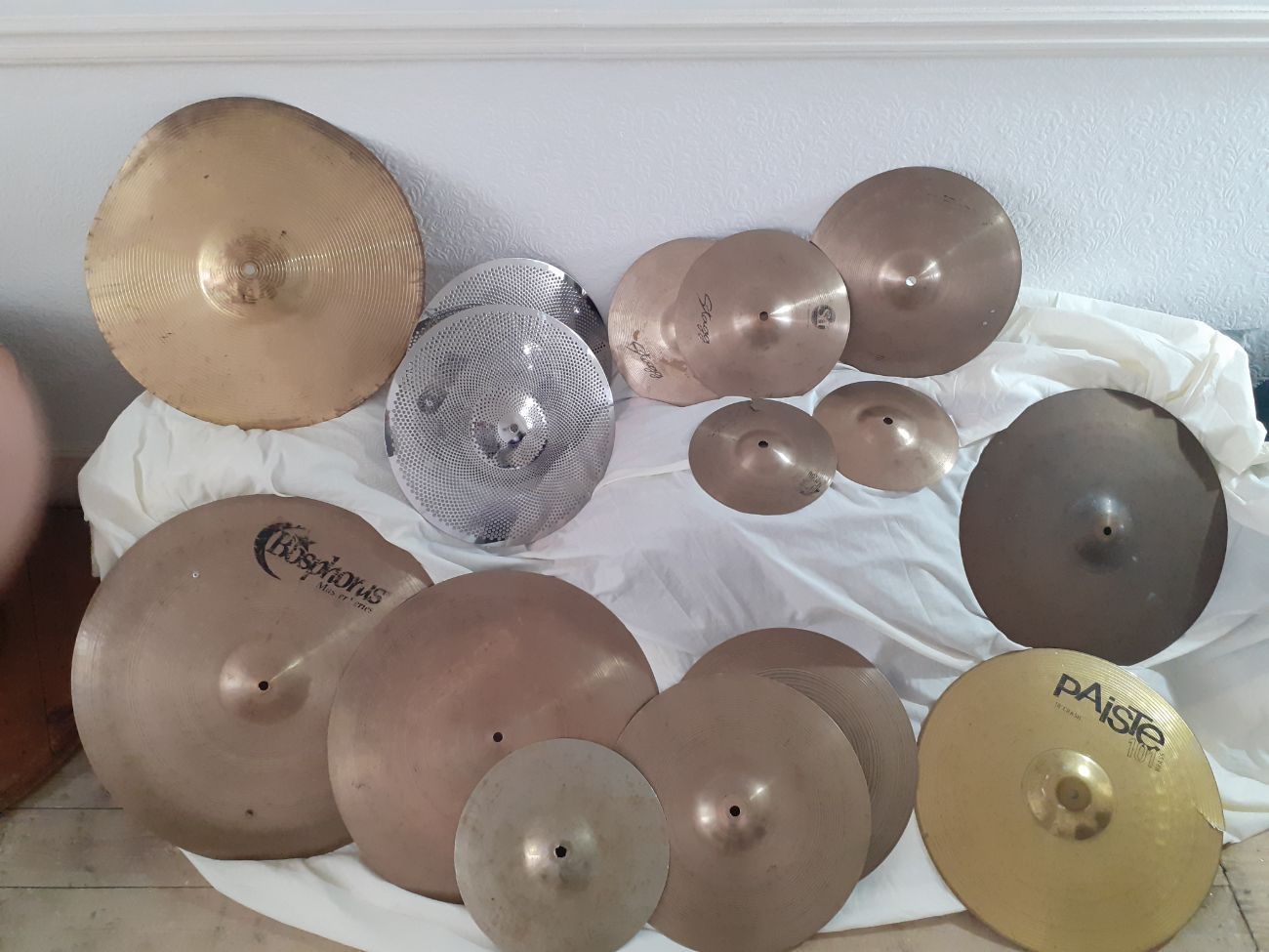 Set of cymbals (hi-hats, rides, crashes and splashes)