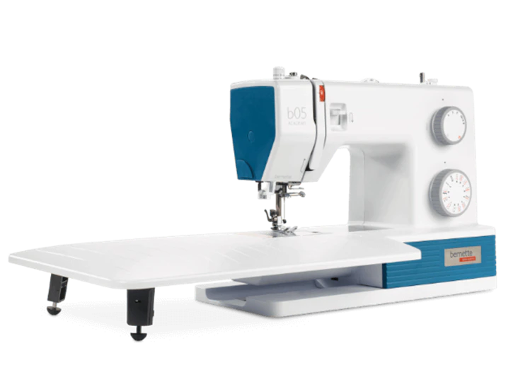 Sewing machine bernette 05 academy