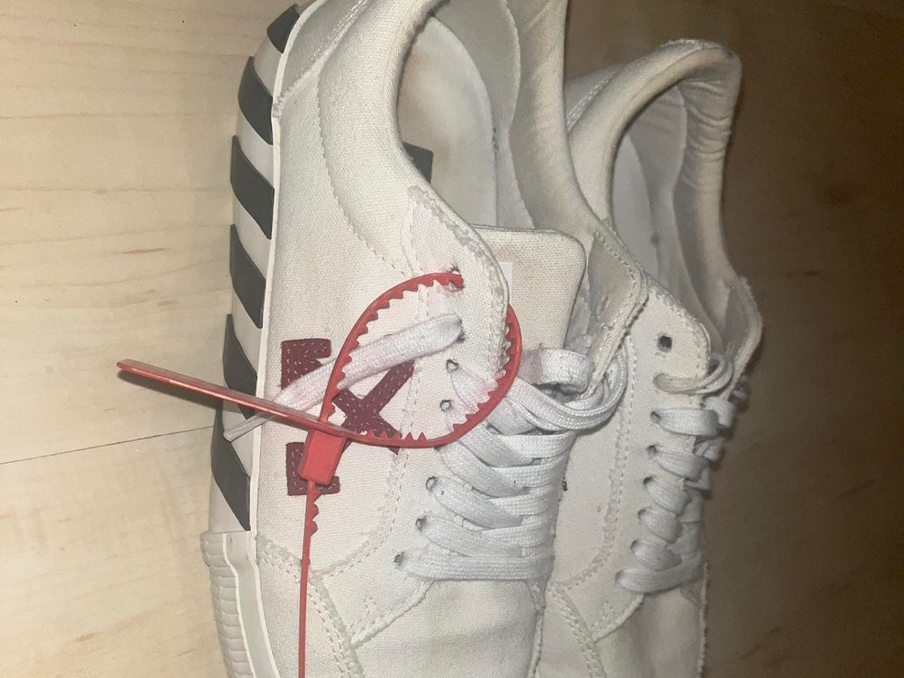 Shoes - off white trainers 