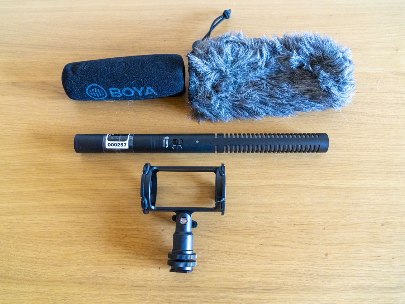 Shotgun mic with deadcat & shock mount