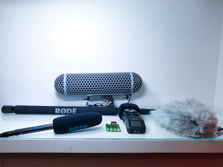 Rode ntg4 pluss shotgun microphone + zoom recorder h6n