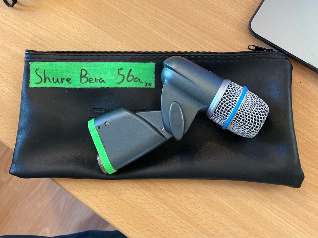 Shure beta 56a microphone (1)