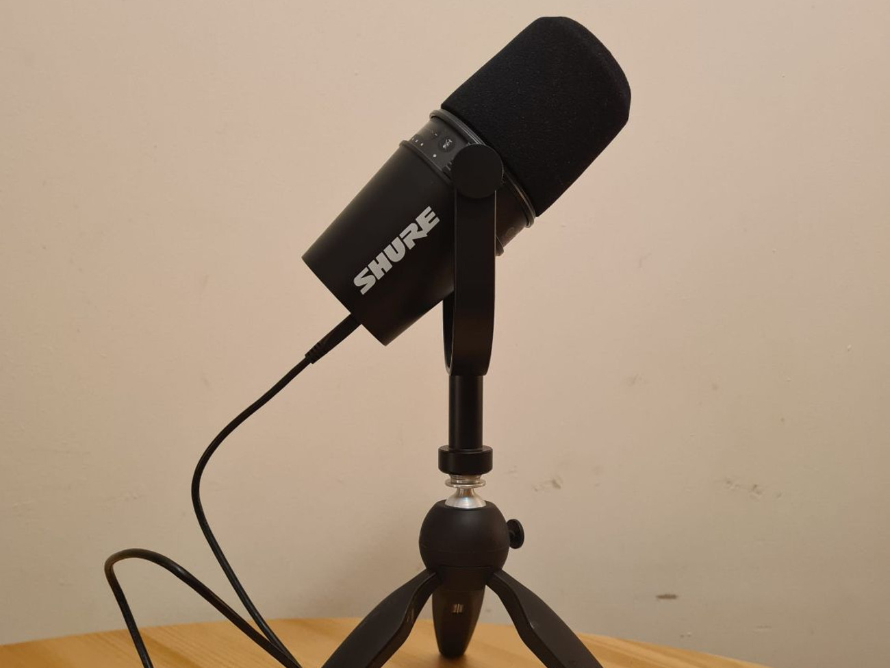 Shure mv7 usb/xlr podcast mic 