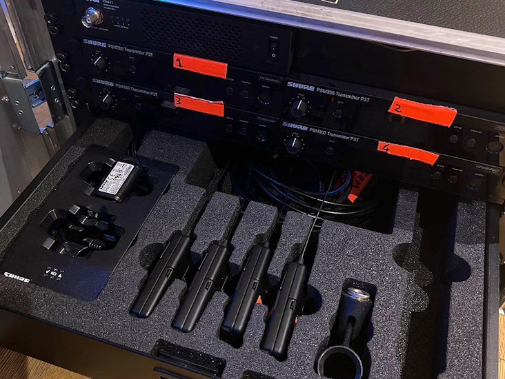 Shure psm 300 x4 rack