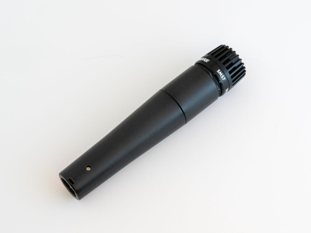 Shure sm57 dynamic microphone