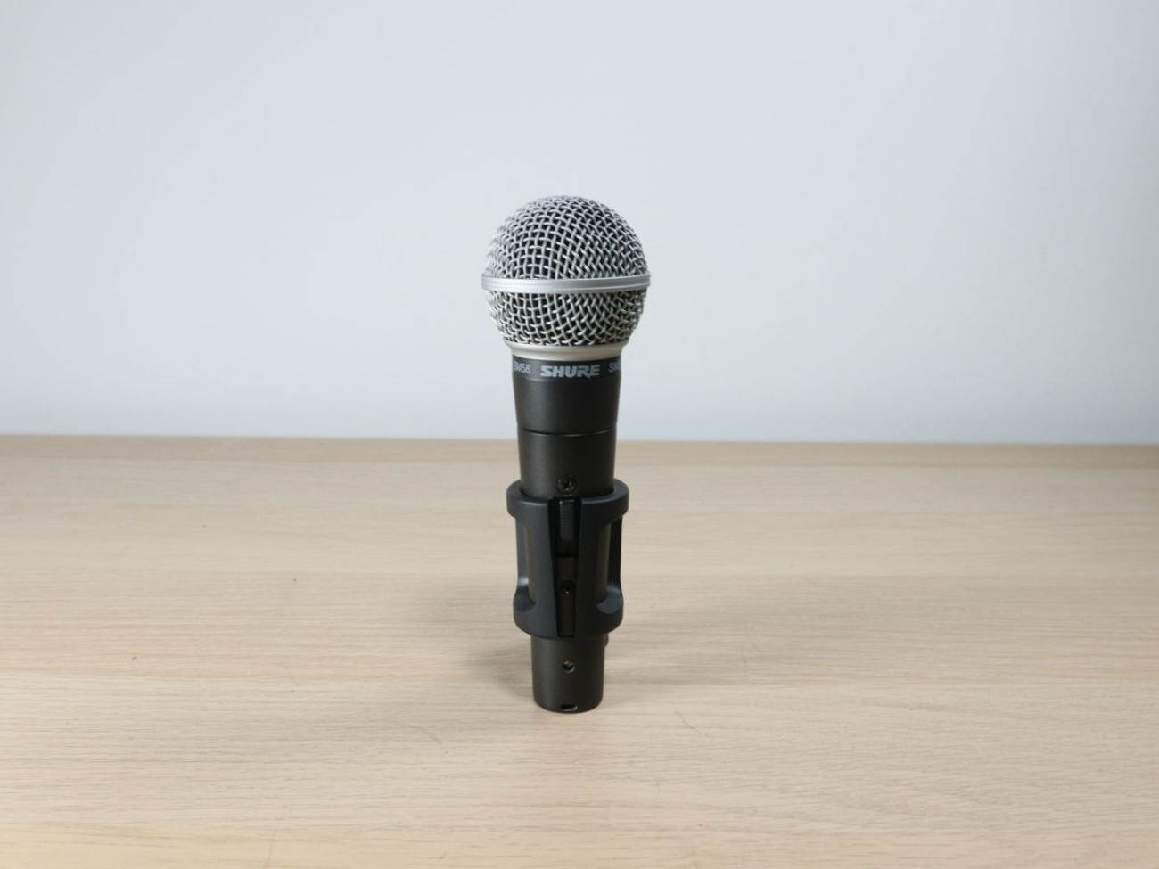 Shure sm58 dynamic microphone (with switch) 