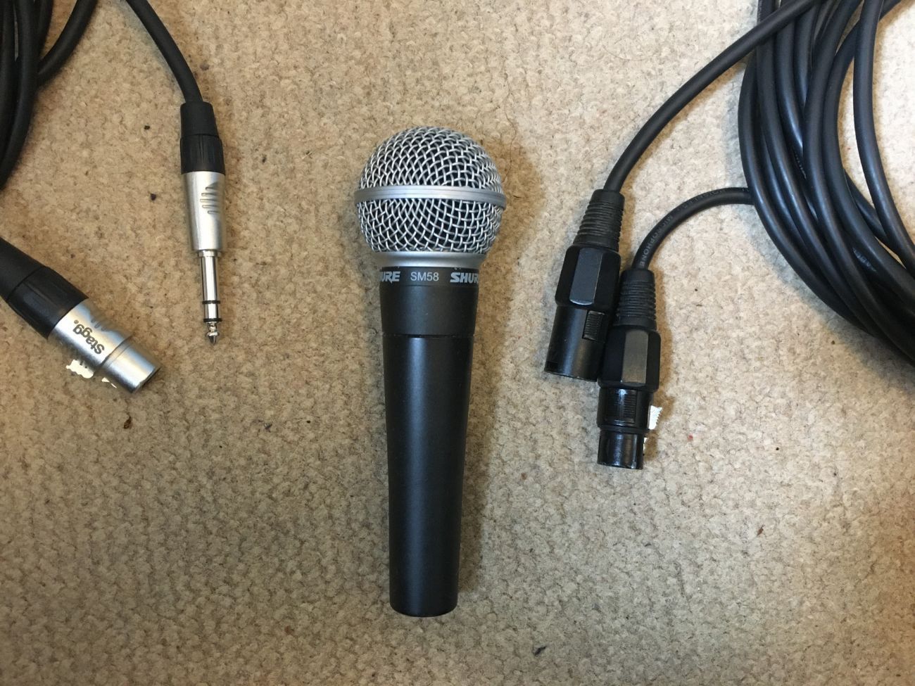 Shure sm58 microphone & cable(s) (optional)