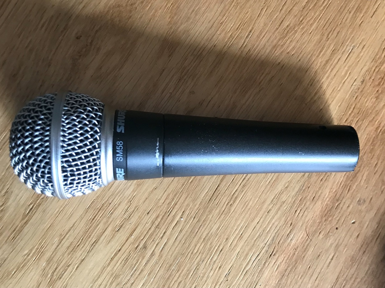 Shure sm58 microphone & xlr to xlr cable