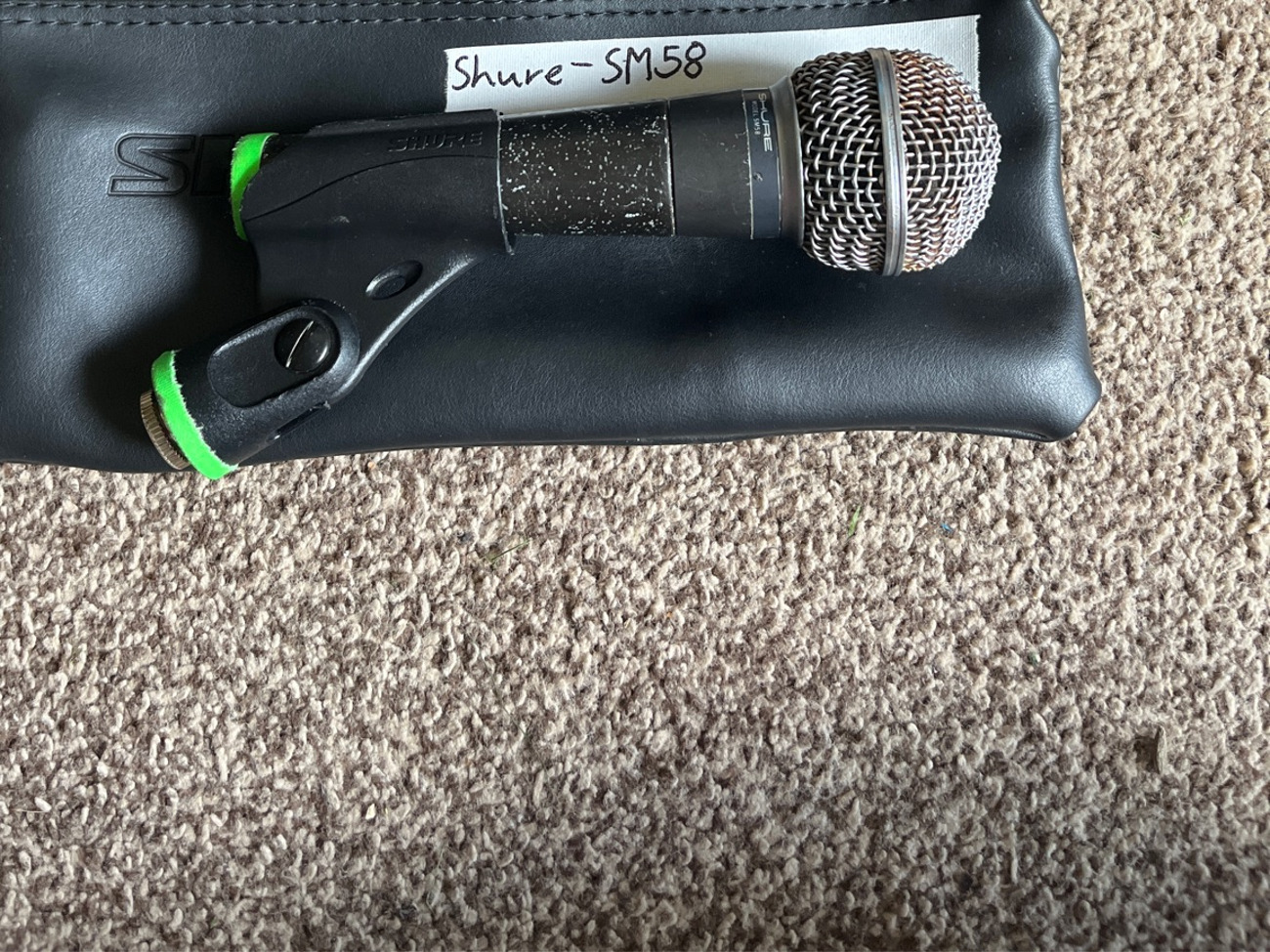 Shure sm58 microphone (2)
