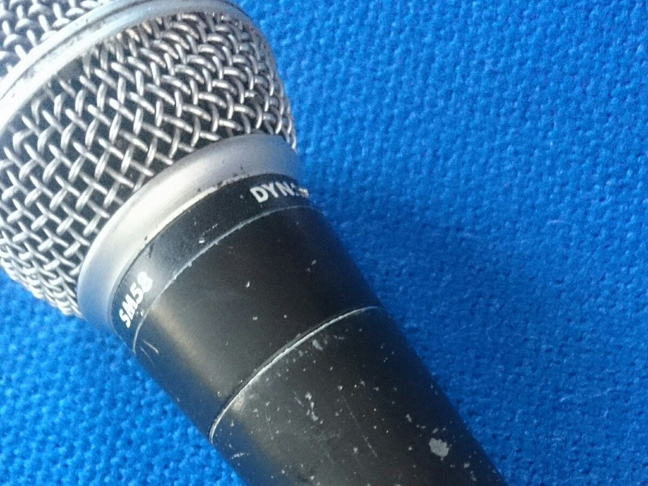 Shure sm58 mic +cable +stand
