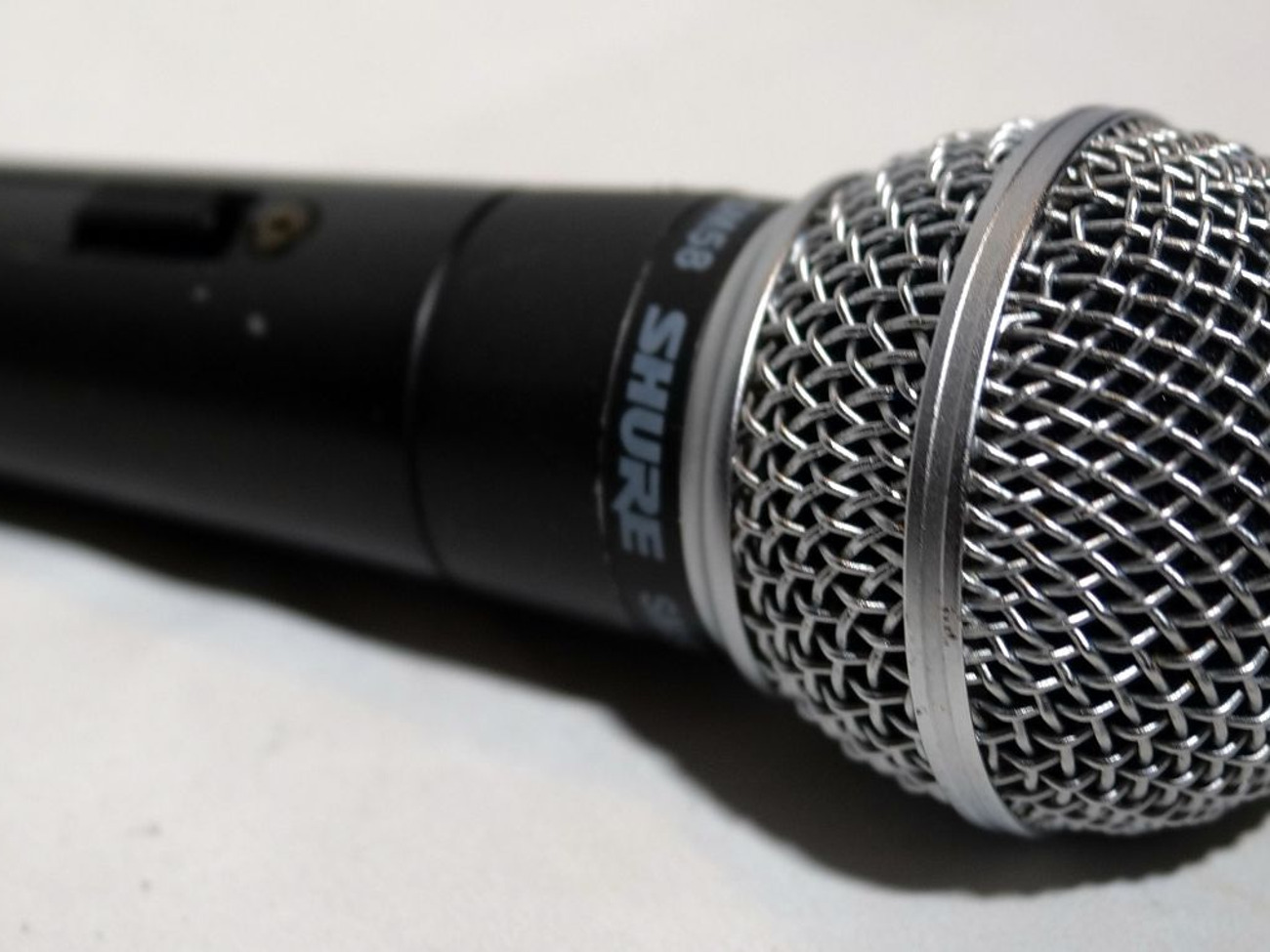 Shure sm58 wired switched microphone