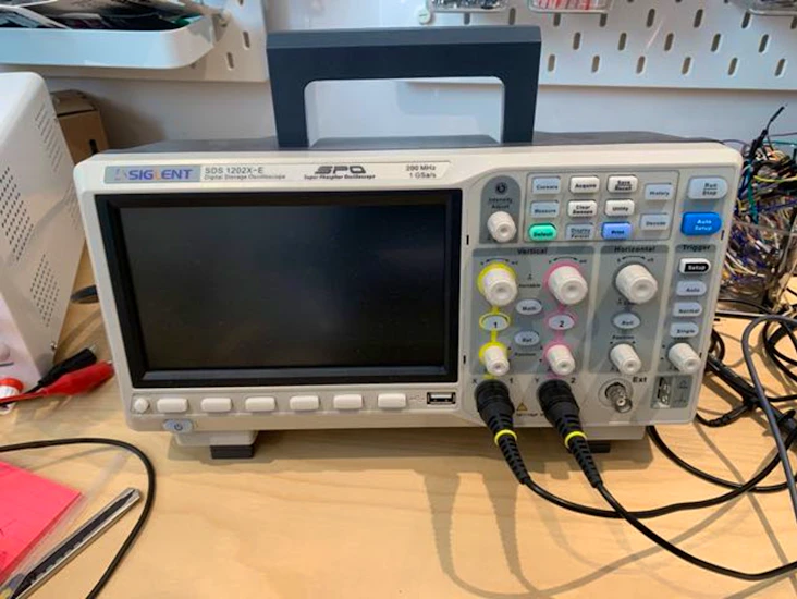 Siglent oscilloscope