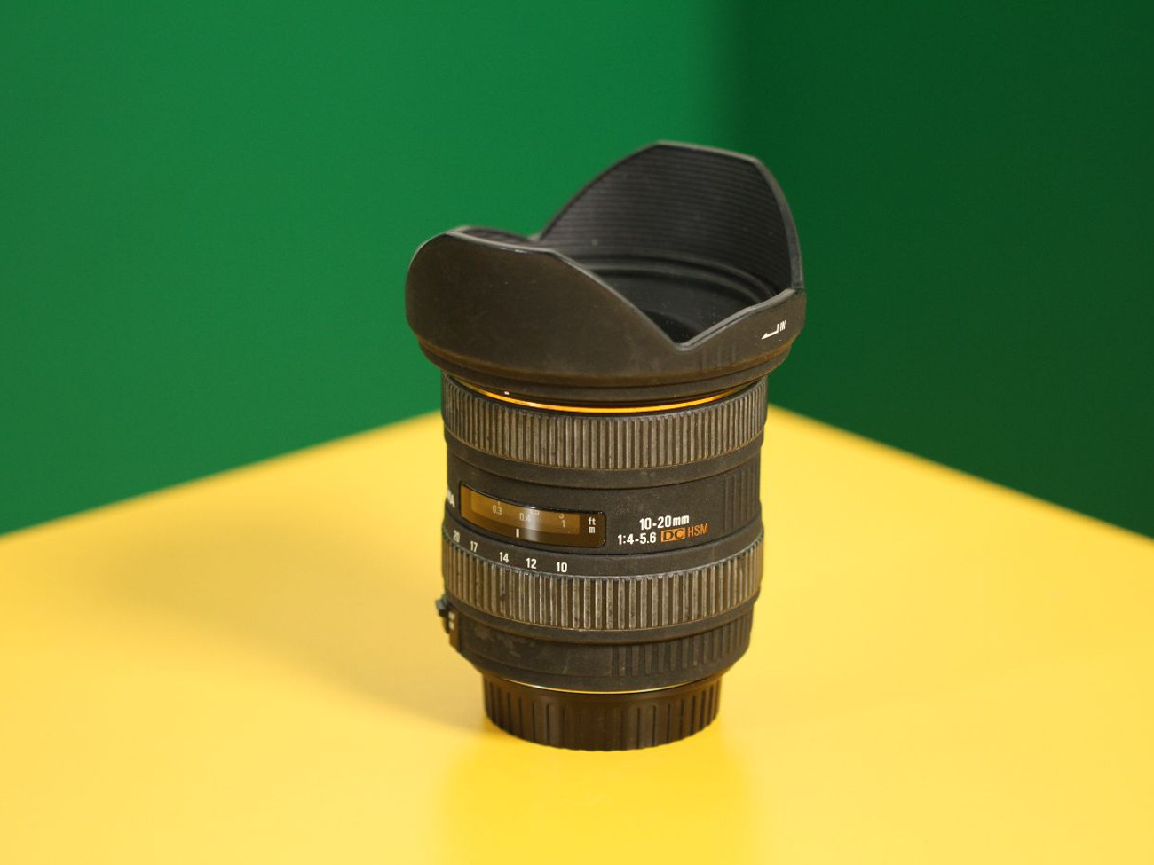 Sigma 10-20mm f4-5.6 ex dc hsm - canon fit lens