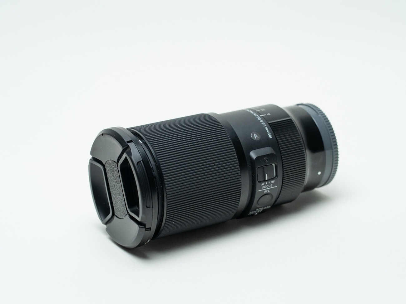 Sigma 105mm f/2.8 art macro full frame lens | sony e mount