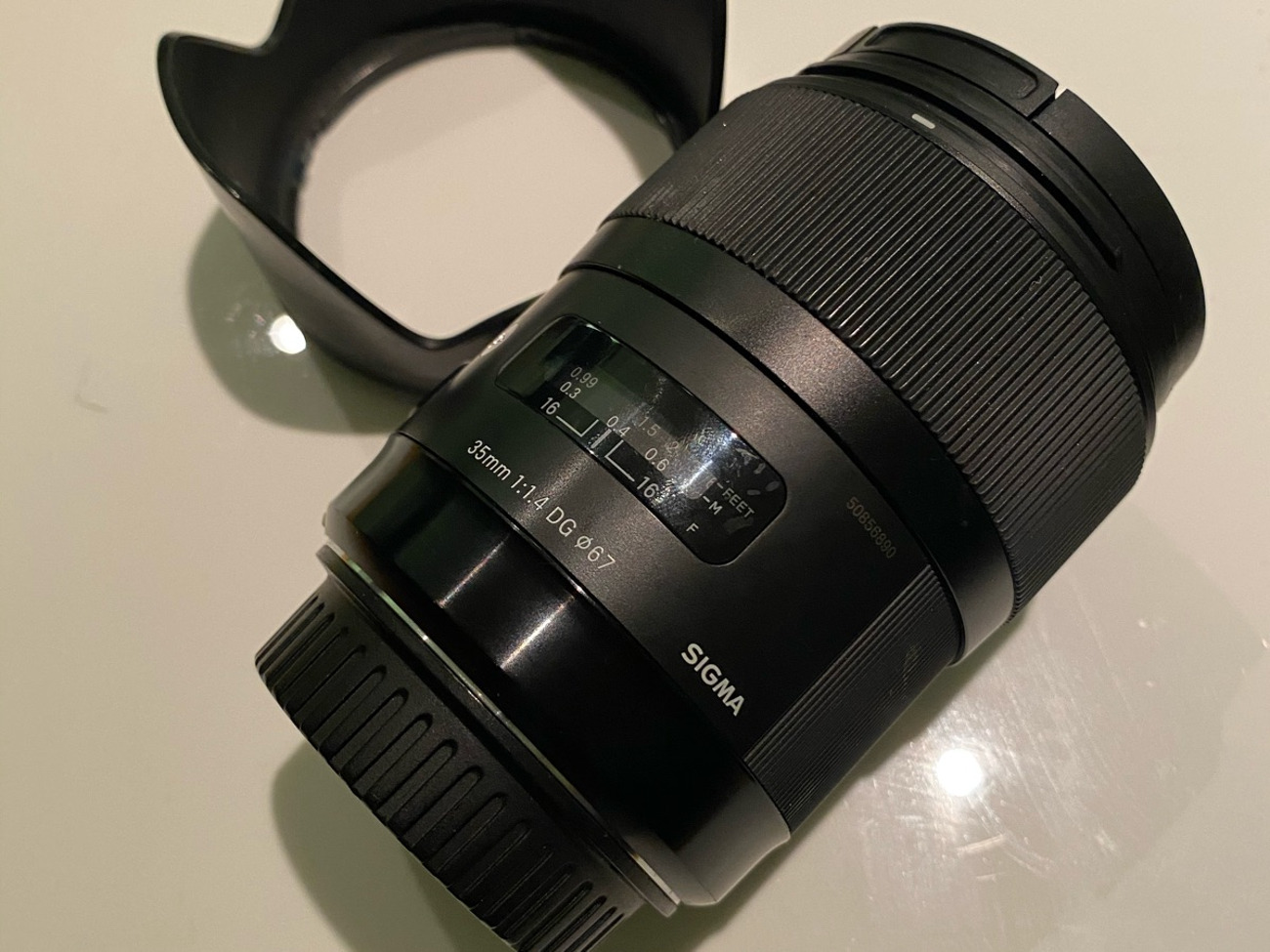 Sigma 35mm art lens f1.4 canon ef fit