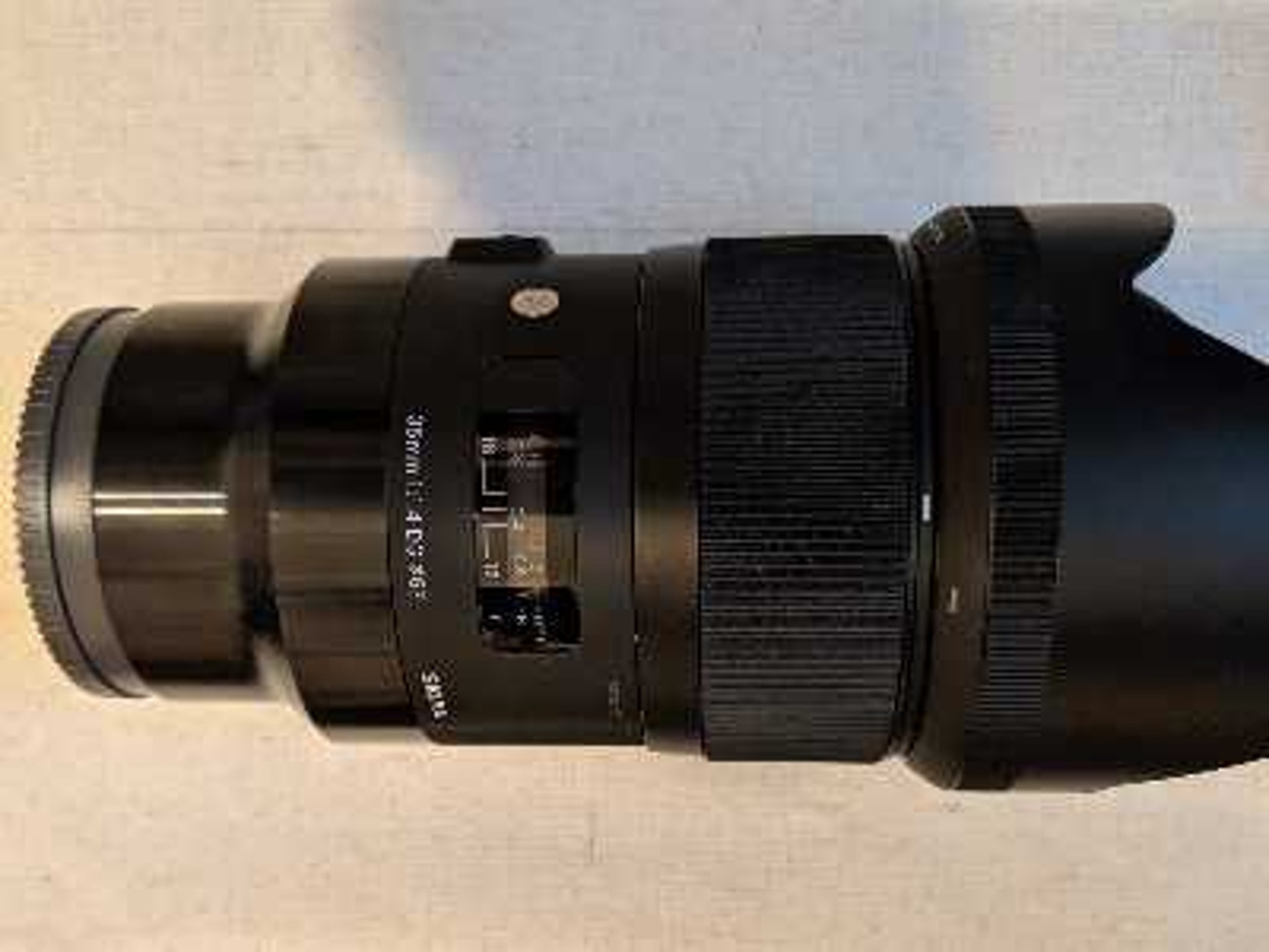 Sigma 35mm f1.4 dg hsm art lens - sony e fit 