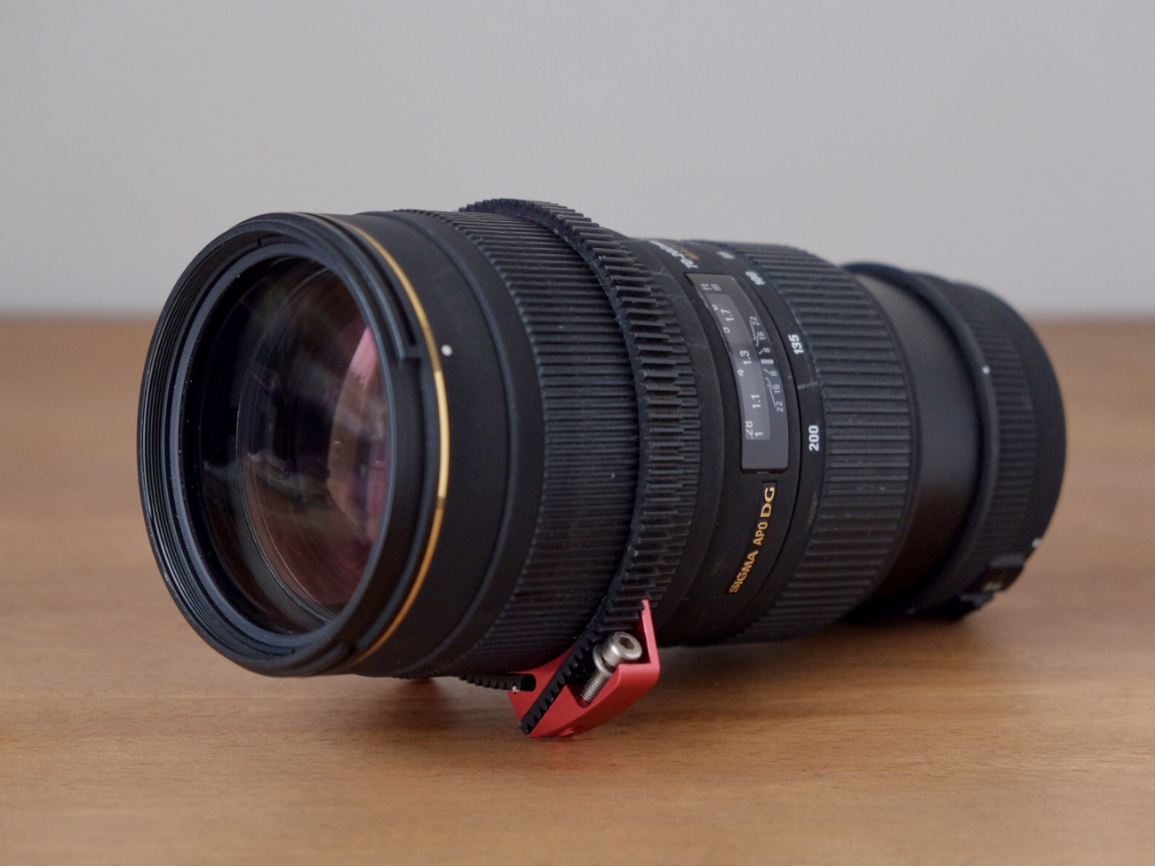Sigma 70-200 f/2.8 macro ef mount lens (similar to canon)