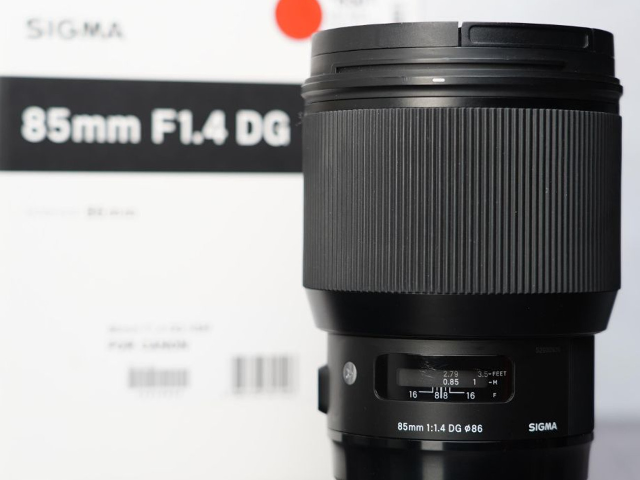 Sigma 85mm (canon mount)