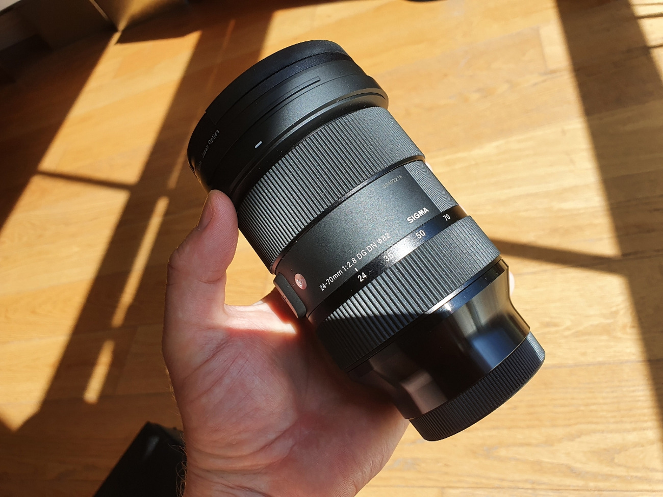 Sigma art 24-70mm f2.8 dg dn sony lens