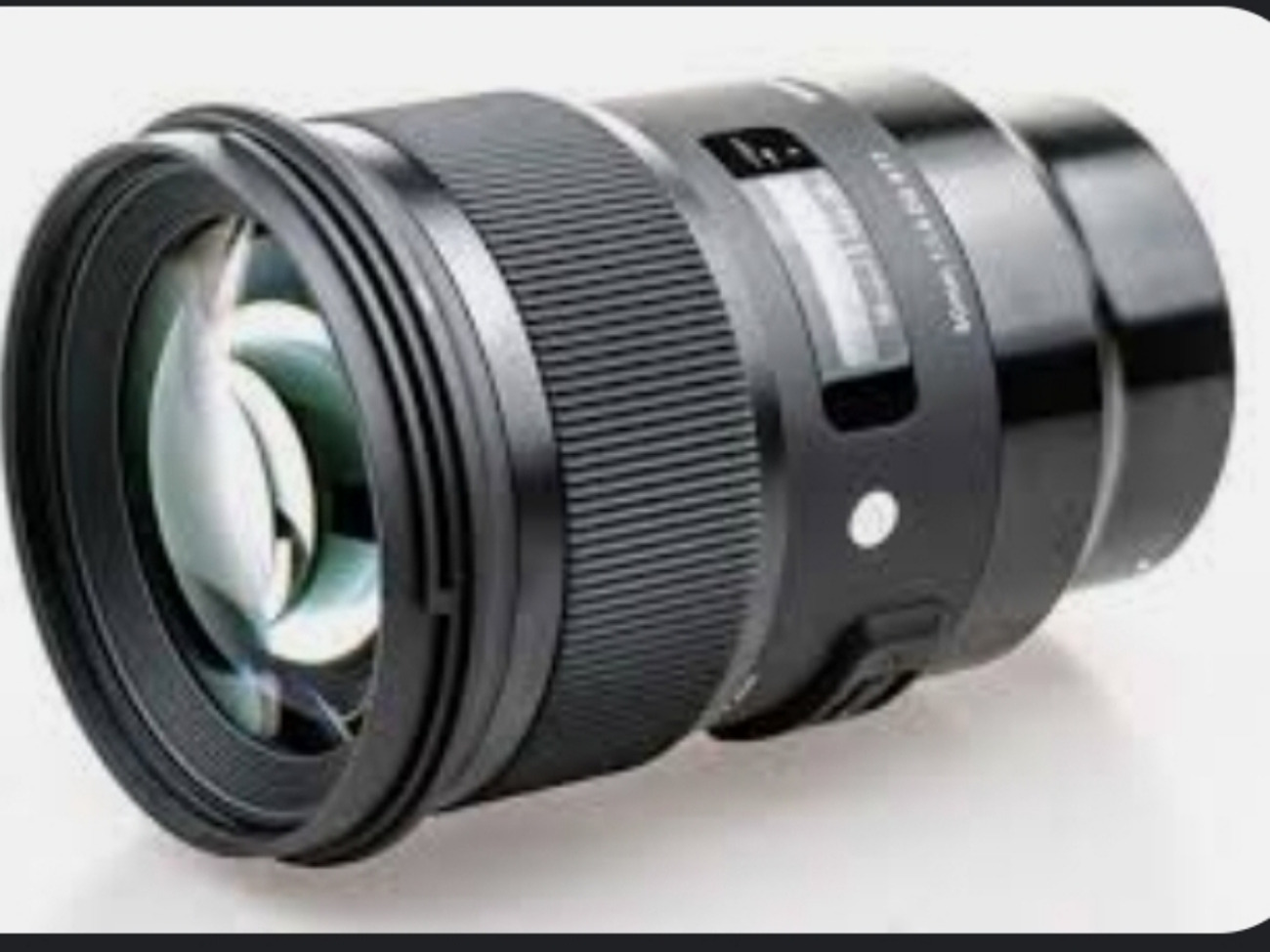 Sigma art 50mm f1.4 lens (sony e mount)