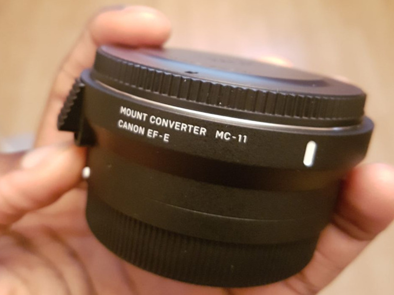 Sigma mc-11 adapter (for canon ef and sigma lenses)