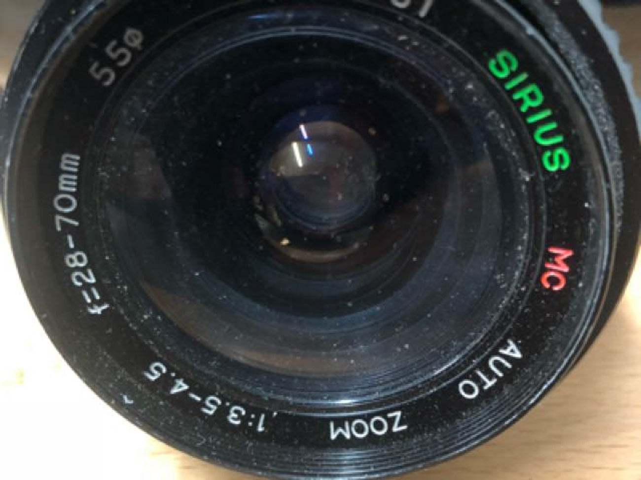 Sirius 28 - 70mm zoom lens