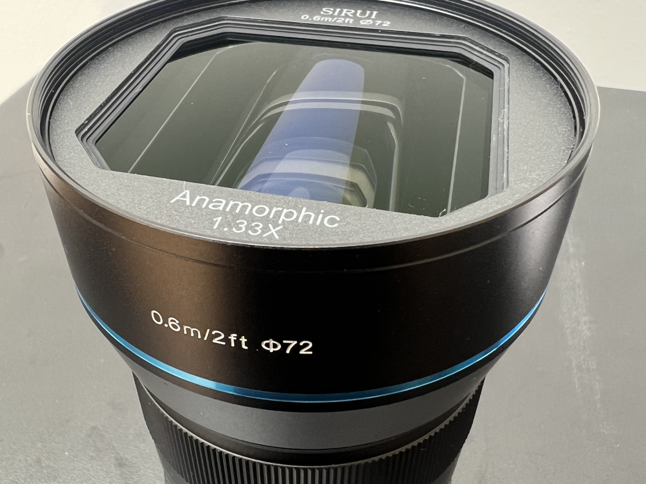 Sirui 24mm f2.8 anamorphic cinema lens 1.33x (m4/3 mount)