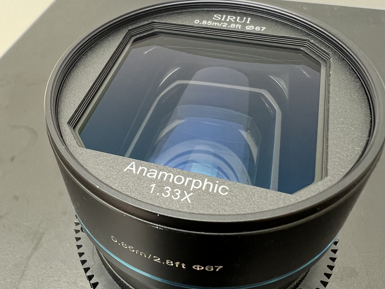 Rent SIRUI 35mm Anamorphic Cinema Lens (M4/3 Mount