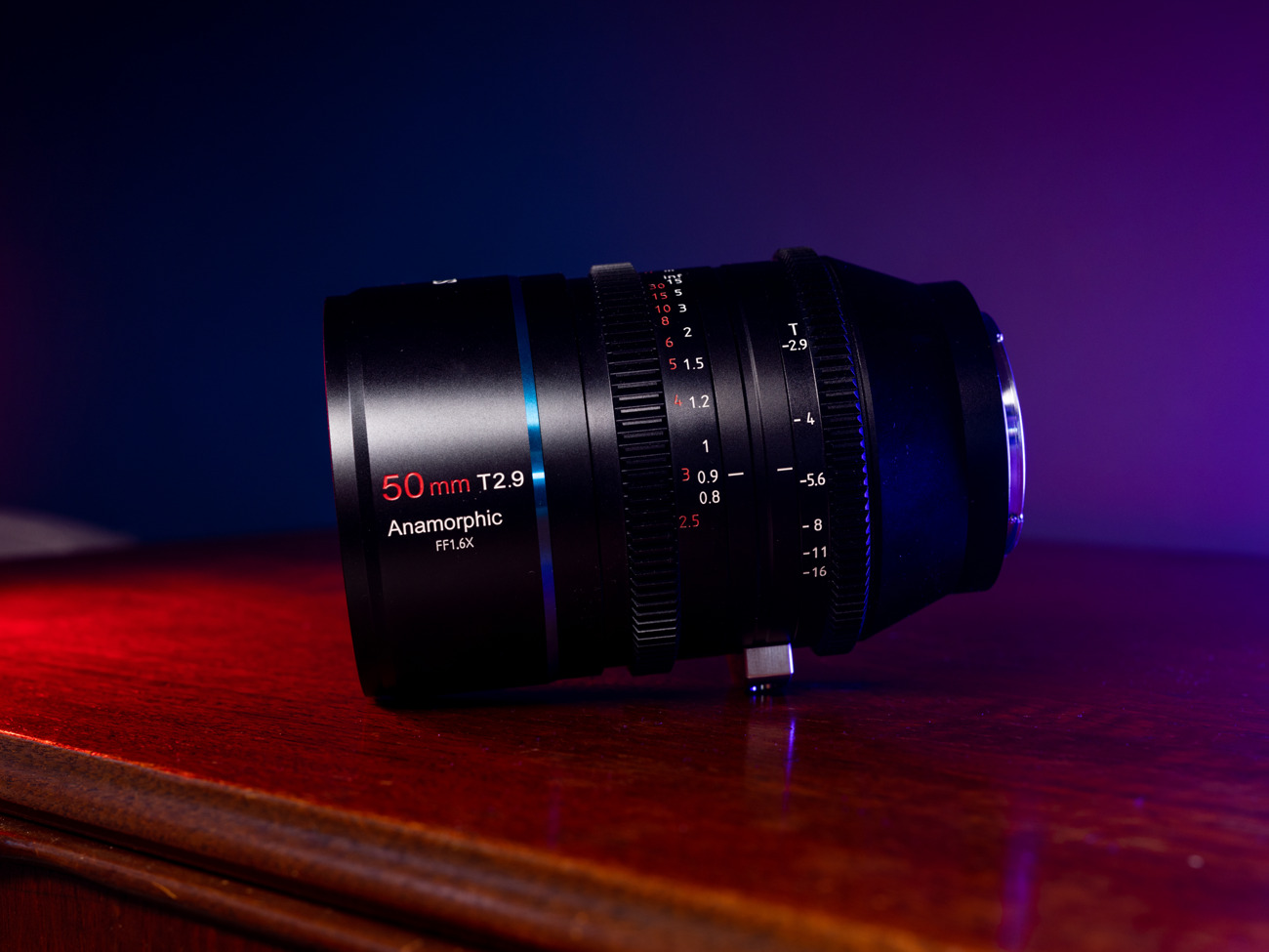 Sirui 50mm anamorphic rf  mount lens