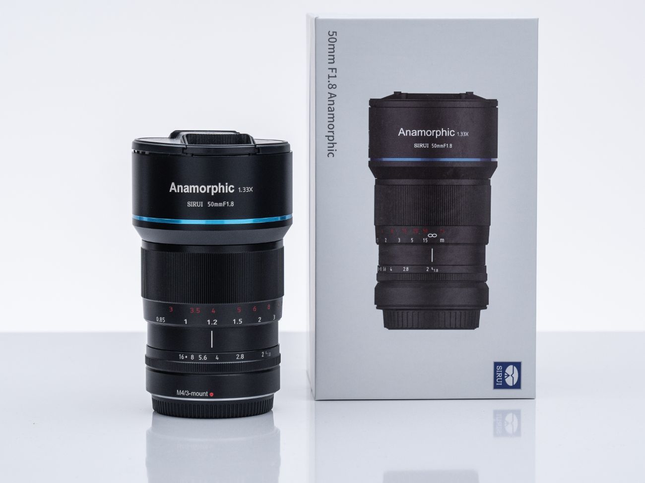 Sirui 50mm f/1.8 1.33x anamorphic lens for mft