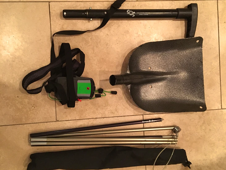 Ski snowboard back country gear - tranceiver probe shovel
