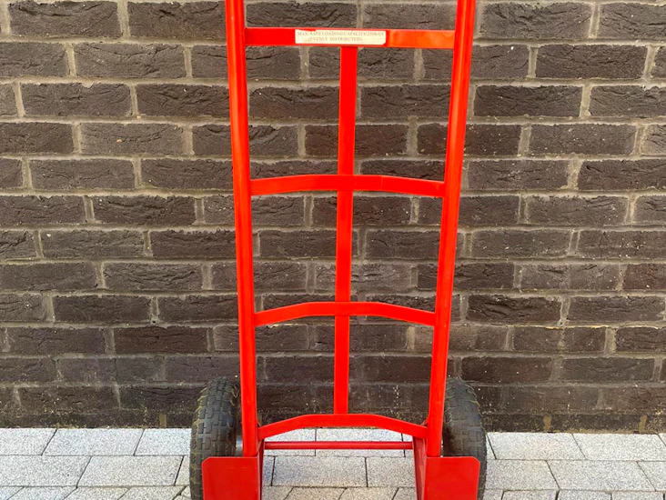 Standing moving trolley