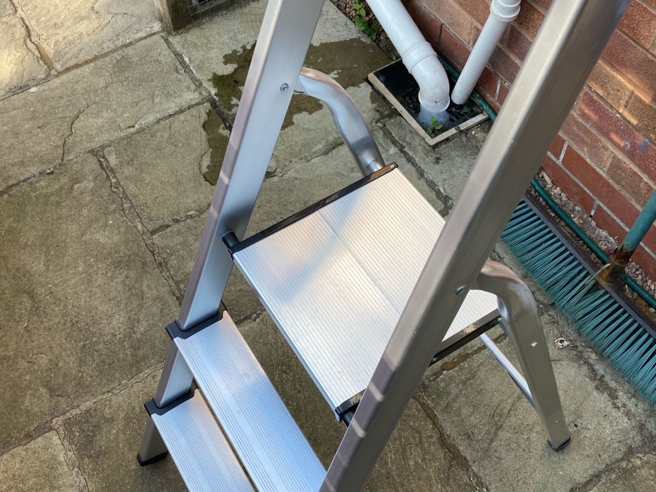 Small step ladder