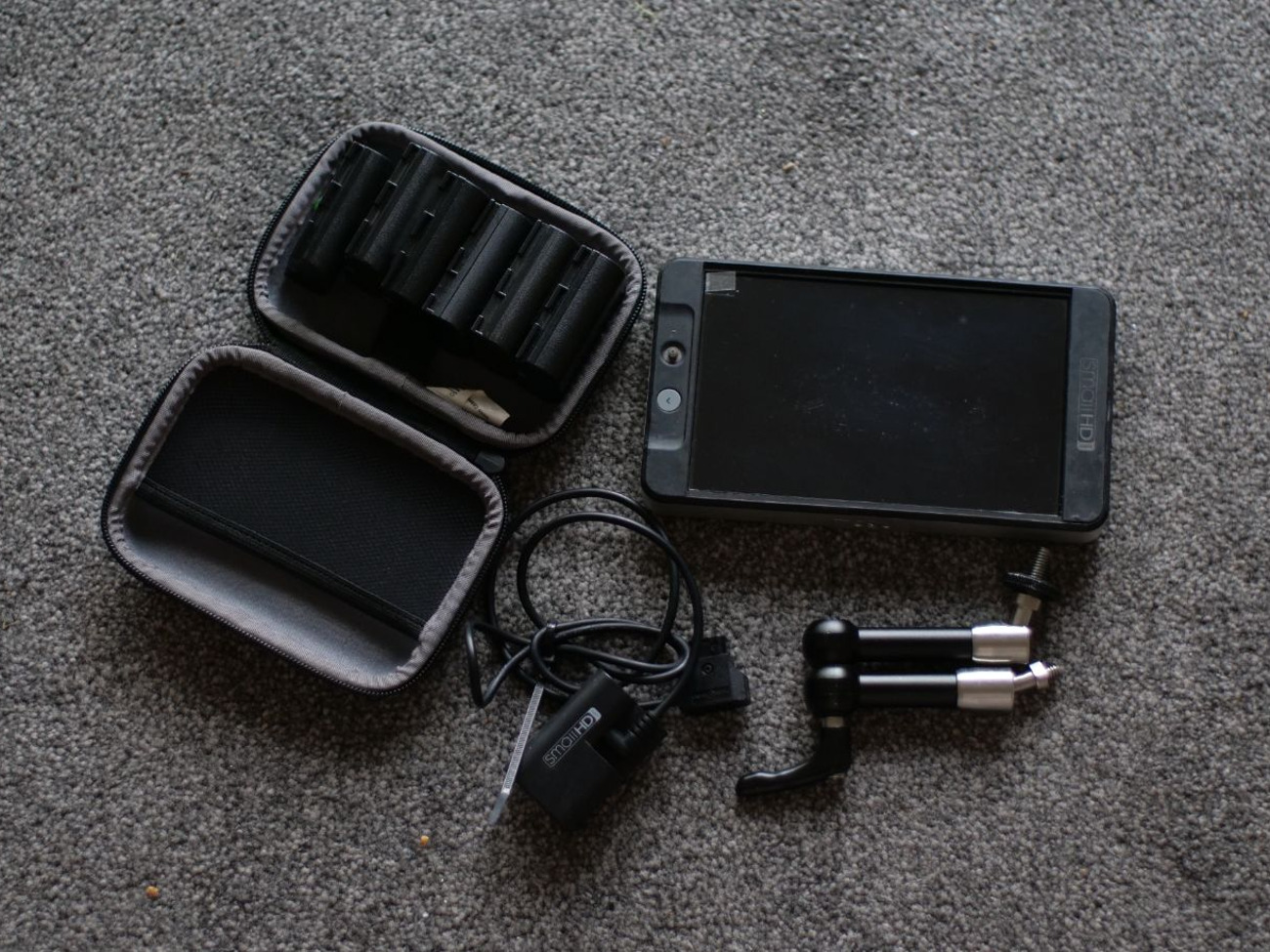 Smallhd 702 bright hd monitor