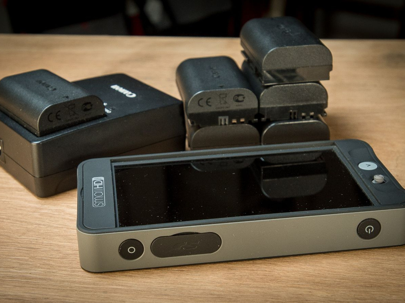 Smallhd hdmi monitor and viewfinder