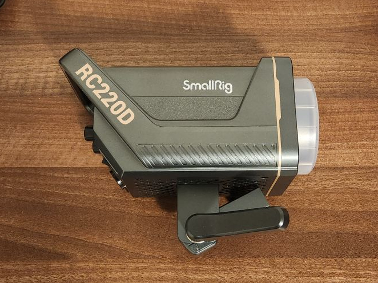 Smallrig 220d light 