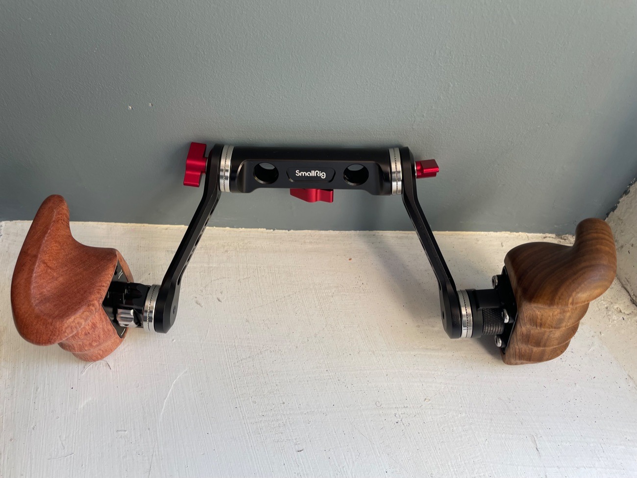 Smallrig handle kit with rosette extension arm