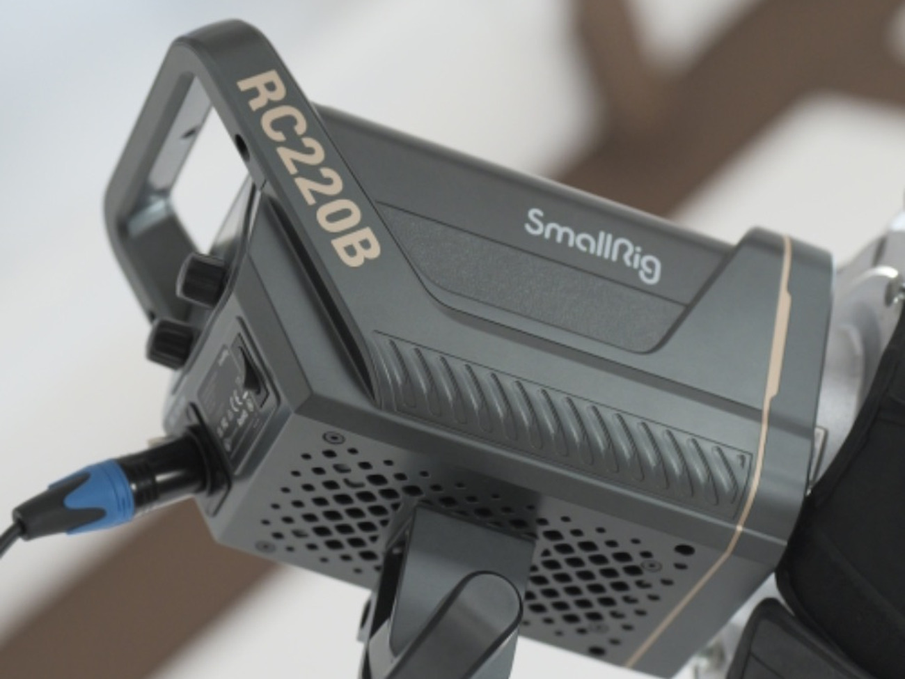 Smallrig rc220b bi colour light with smallrig lantern softbox. 