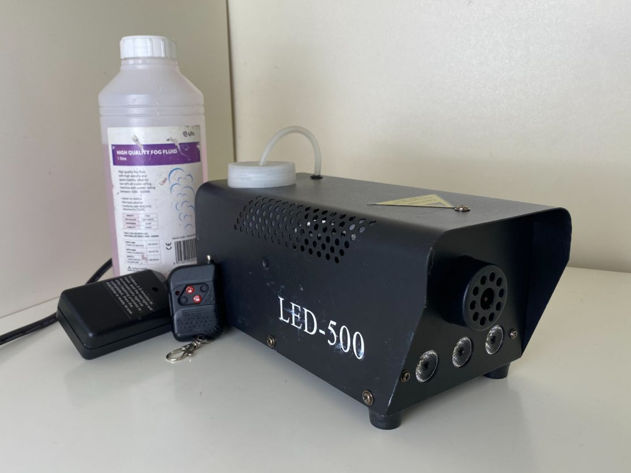 Smoke machine + high quality smoke fluid