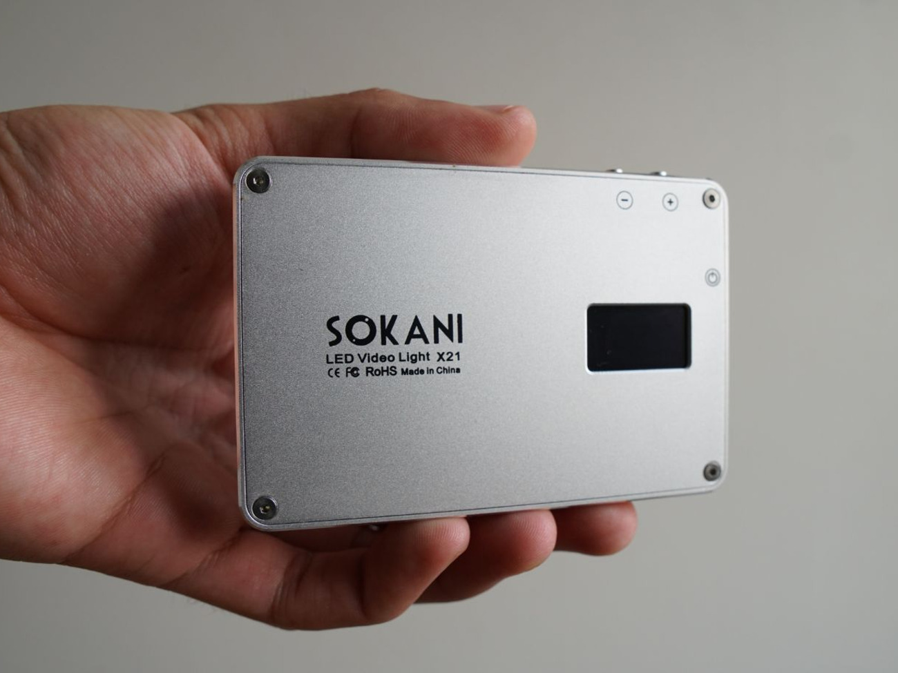 Sokani x21 pocket sized led light w/ colour gels