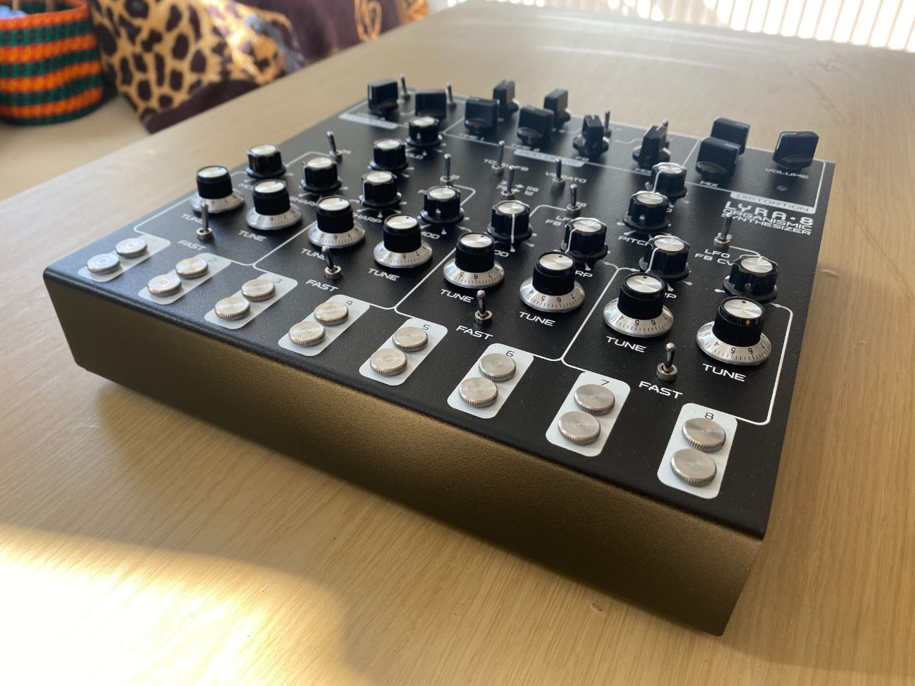 Soma lyra 8 organismic synthesizer