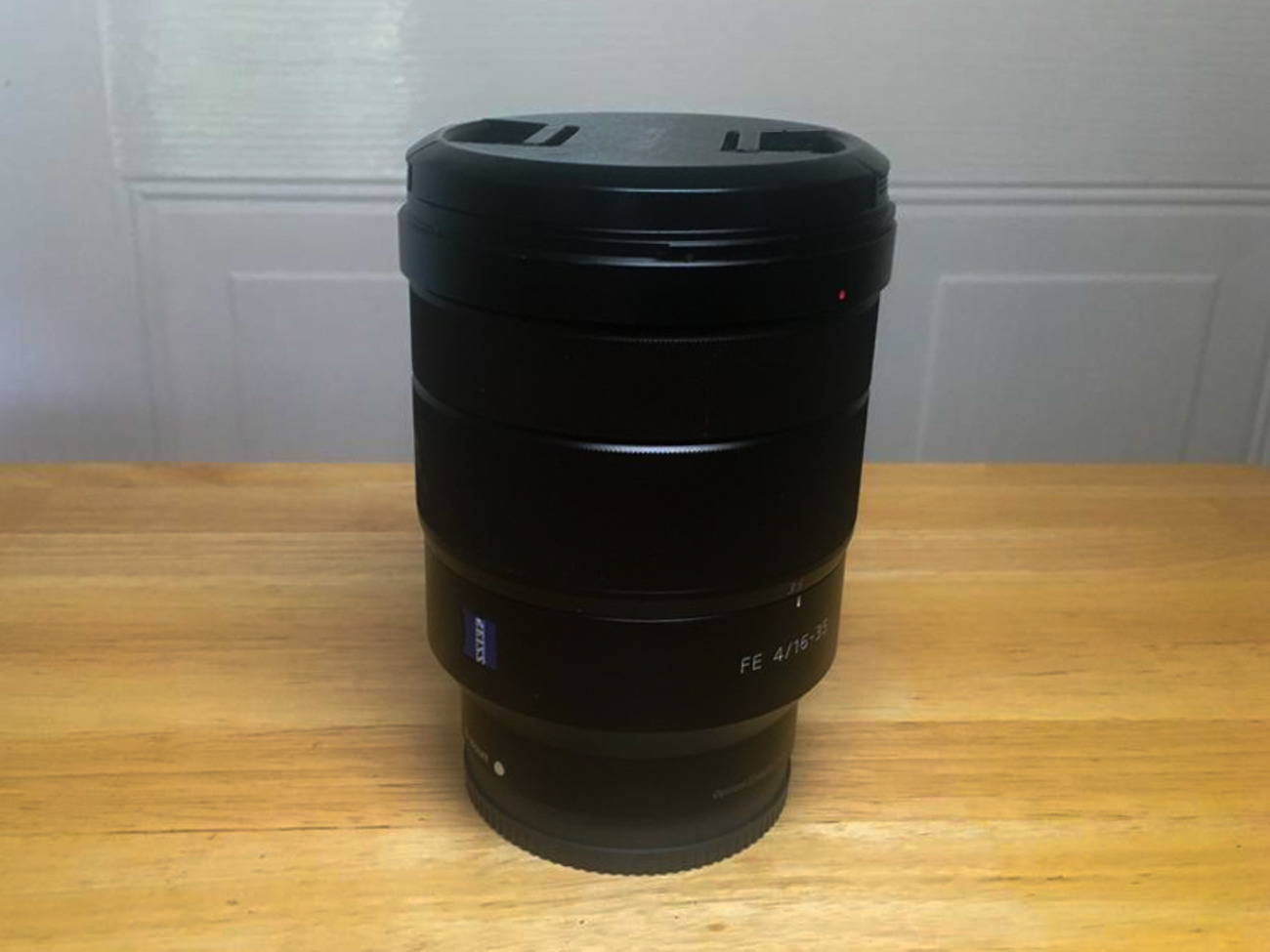 Sony 16-35 mm f4.0 zeiss lens